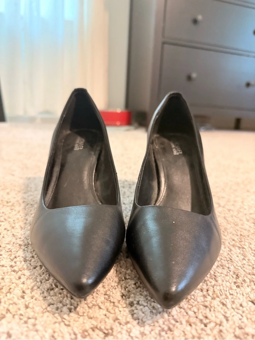 Michael Kors Black Pointed Leather Pumps